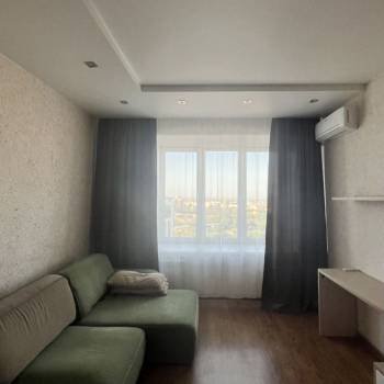 Продается 1-комнатная квартира, 43,1 м²