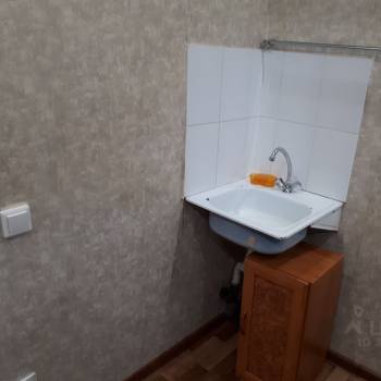 Продается 1-комнатная квартира, 12,8 м²