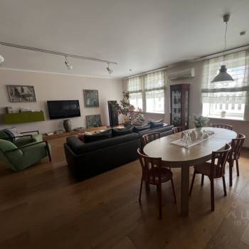 Продается 3-х комнатная квартира, 166 м²