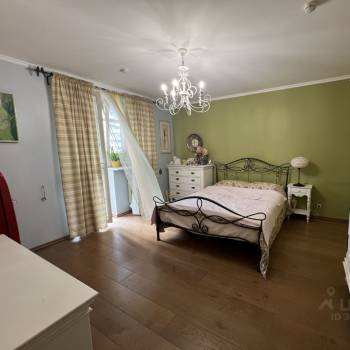 Продается 3-х комнатная квартира, 166 м²