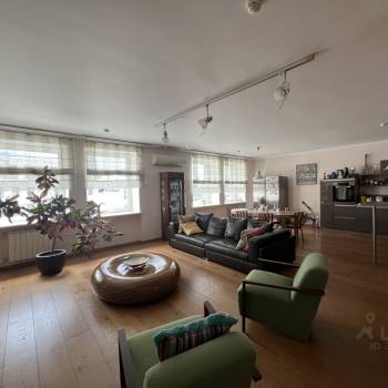 Продается 3-х комнатная квартира, 166 м²