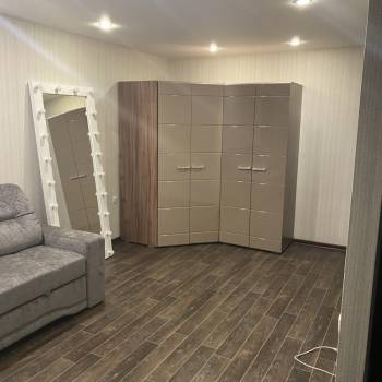 Продается 1-комнатная квартира, 32 м²