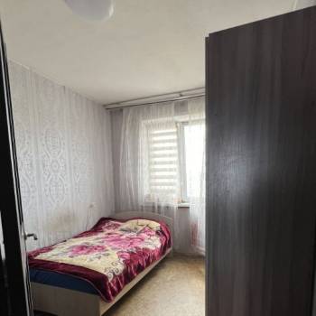 Продается Многокомнатная квартира, 80,9 м²