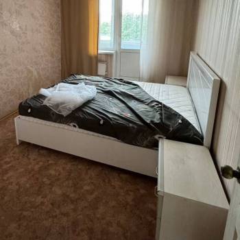 Продается Многокомнатная квартира, 79,6 м²