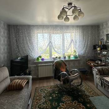 Продается Многокомнатная квартира, 83,5 м²