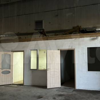 Сдается Нежилое помещение, 731 м²