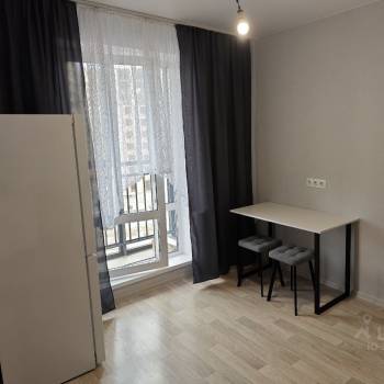 Продается 1-комнатная квартира, 43 м²