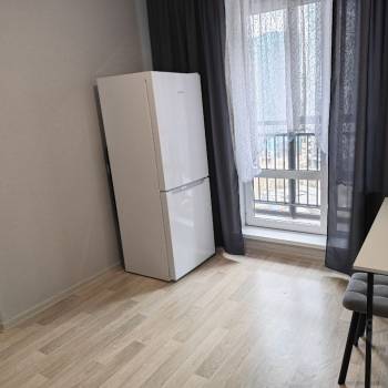 Продается 1-комнатная квартира, 43 м²