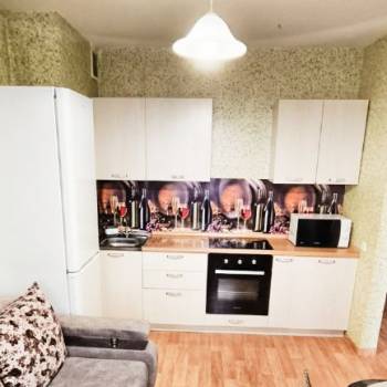 Сдается 1-комнатная квартира, 38 м²