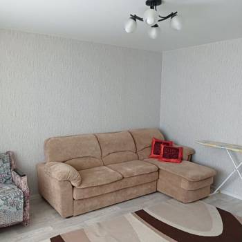 Продается 1-комнатная квартира, 40,6 м²