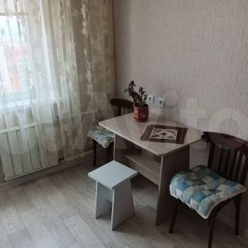 Продается 1-комнатная квартира, 40,6 м²
