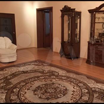 Продается Дом, 500 м²