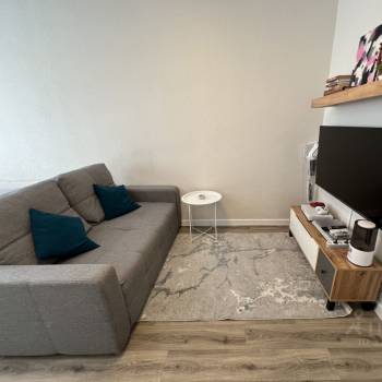 Продается 1-комнатная квартира, 36,6 м²