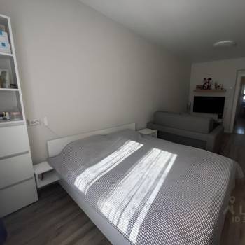 Продается 1-комнатная квартира, 36,6 м²