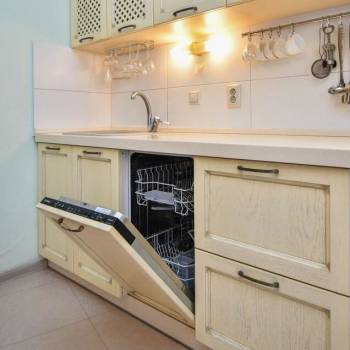 Продается 1-комнатная квартира, 56 м²