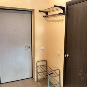 Продается 1-комнатная квартира, 36,8 м²