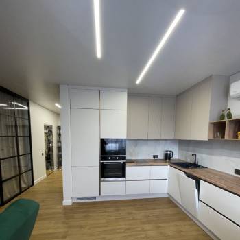 Продается 1-комнатная квартира, 49 м²