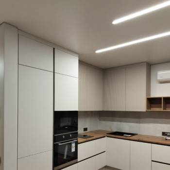 Продается 1-комнатная квартира, 49 м²