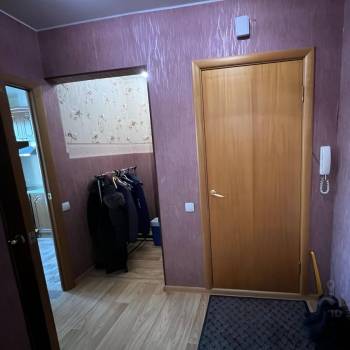 Продается Многокомнатная квартира, 79 м²