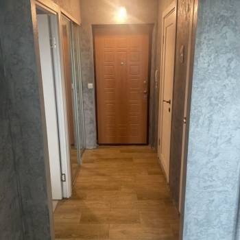Продается 1-комнатная квартира, 38 м²