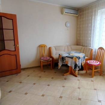 Продается 3-х комнатная квартира, 761 м²