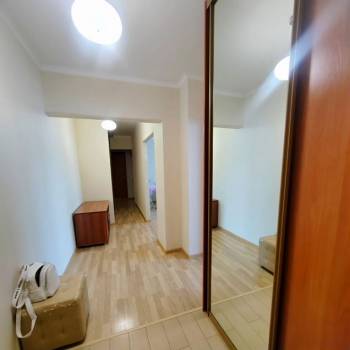 Продается 3-х комнатная квартира, 761 м²