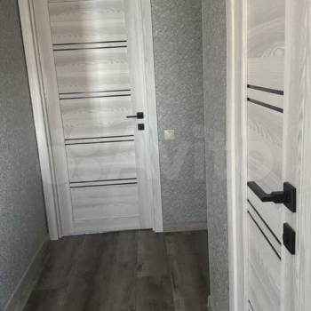 Продается Многокомнатная квартира, 81,6 м²