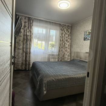 Продается Многокомнатная квартира, 81,6 м²