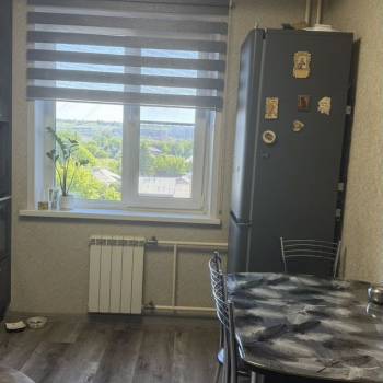 Продается Многокомнатная квартира, 81,6 м²