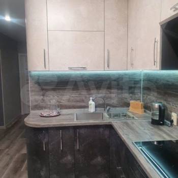 Продается Многокомнатная квартира, 81,6 м²