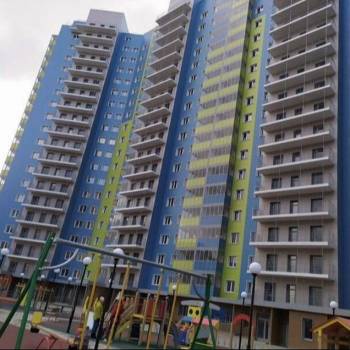 Продается 1-комнатная квартира, 96,2 м²