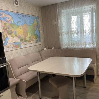 Продается 3-х комнатная квартира, 107,2 м²