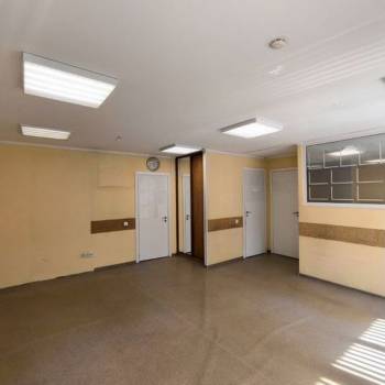 Продается Нежилое помещение, 83 м²