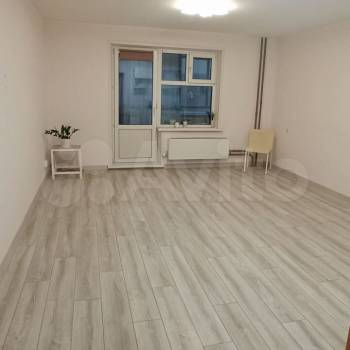Продается 1-комнатная квартира, 37 м²