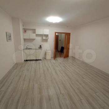 Продается 1-комнатная квартира, 37 м²