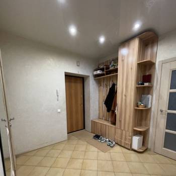 Сдается 2-х комнатная квартира, 65 м²