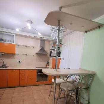 Продается Многокомнатная квартира, 78 м²