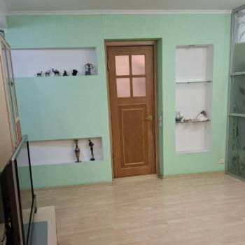 Продается Многокомнатная квартира, 78 м²