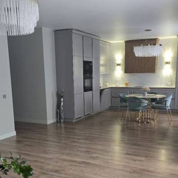 Продается 3-х комнатная квартира, 95,7 м²