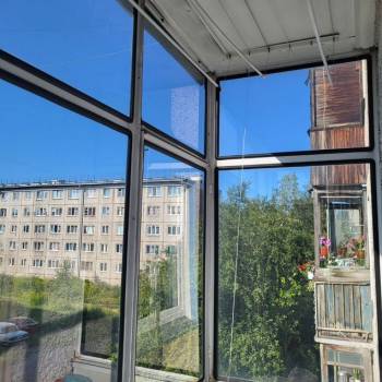 Продается Многокомнатная квартира, 77 м²