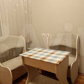 Продается 1-комнатная квартира, 32 м²