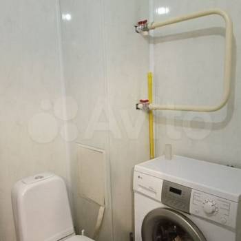 Продается 1-комнатная квартира, 32 м²