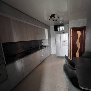 Продается Многокомнатная квартира, 123 м²