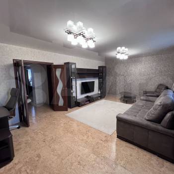 Продается Многокомнатная квартира, 123 м²