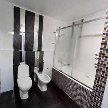 Продается Многокомнатная квартира, 123 м²