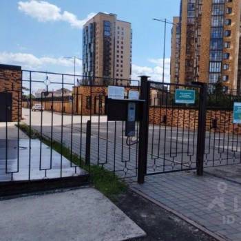 Продается 1-комнатная квартира, 38 м²