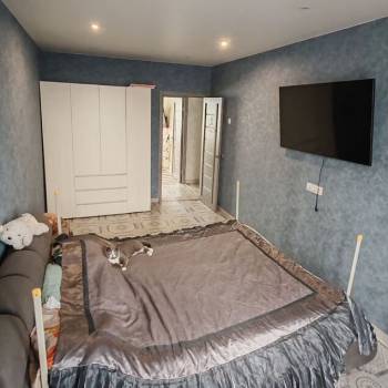 Продается Многокомнатная квартира, 81,8 м²