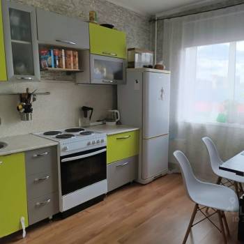 Продается 1-комнатная квартира, 40,5 м²