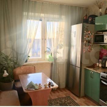 Продается 1-комнатная квартира, 40,6 м²