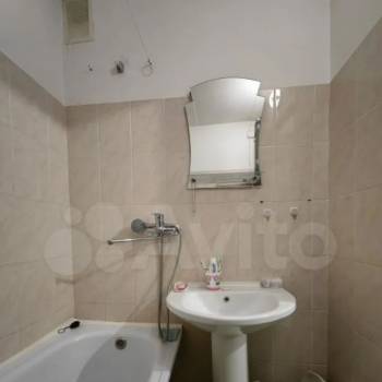 Продается 1-комнатная квартира, 36 м²